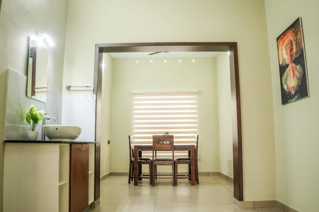Zennova Furnished Apartment Alappuzha Екстериор снимка